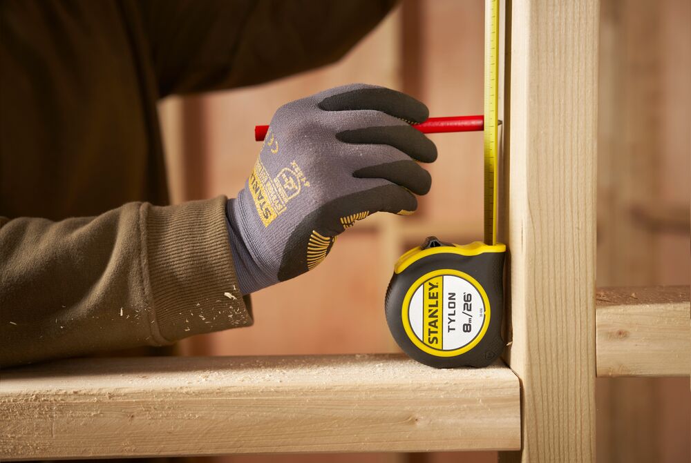 STANLEY® Tylon™ 8M/26’ (25mm wide) Tape Measure