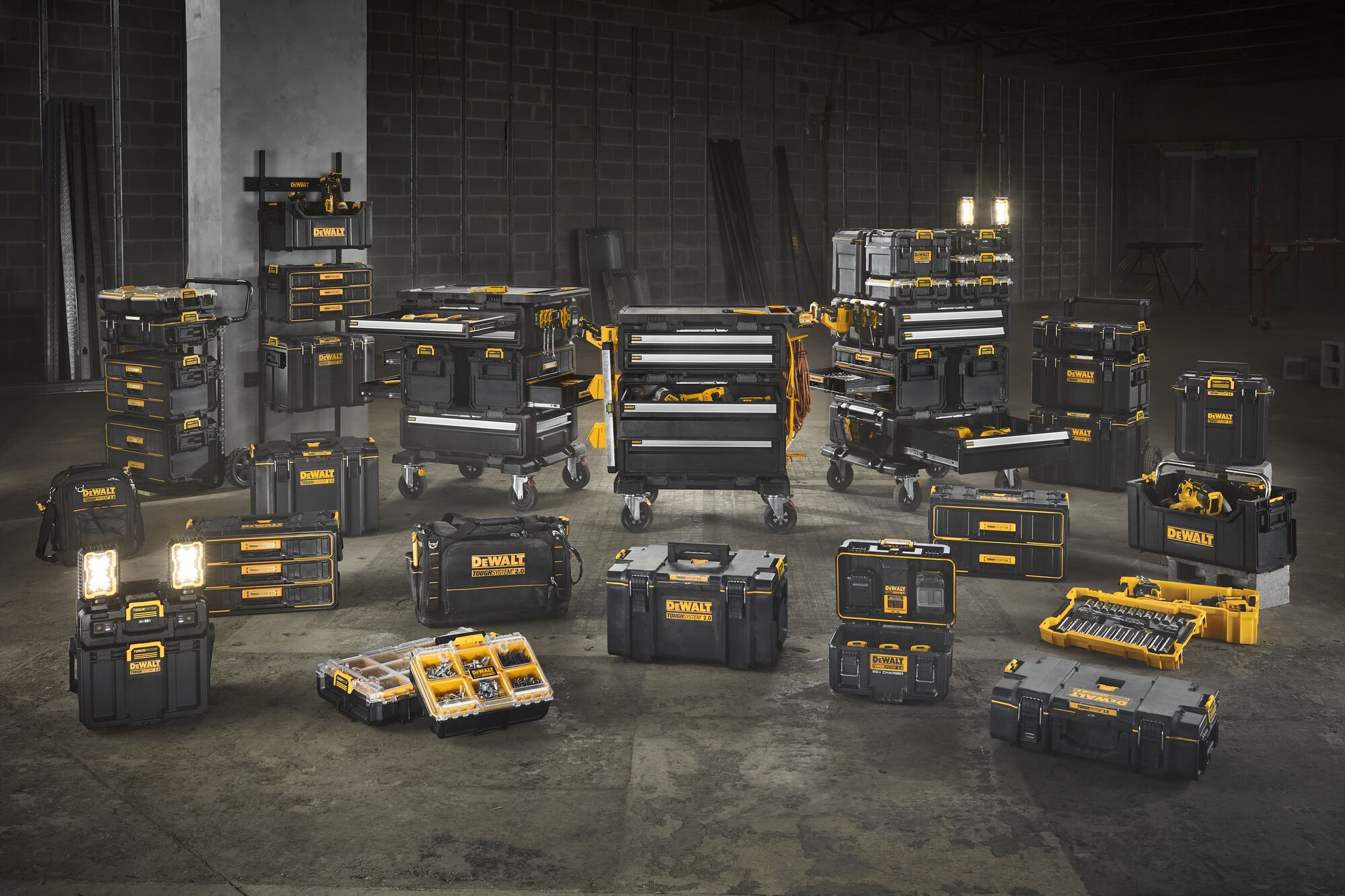 Environment photo of the DEWALT TOUGHSYSTEM 2.0 family with the drawers opened